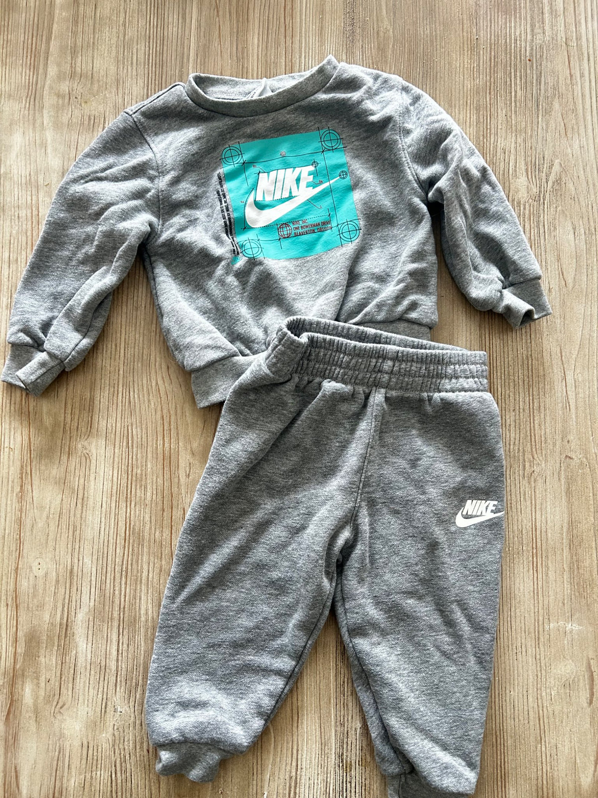 Nike sweatsuit, Kids 18 Month (12-18M)