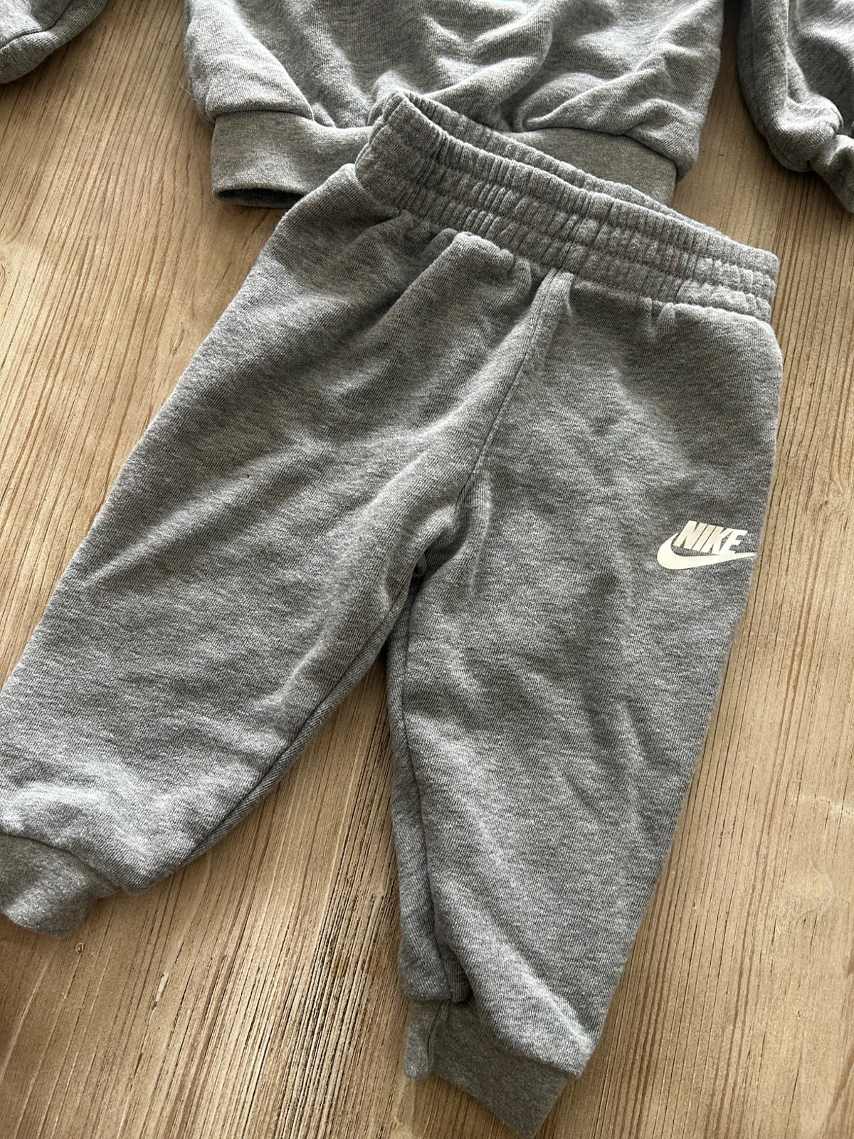 Nike sweatsuit, Kids 18 Month (12-18M)