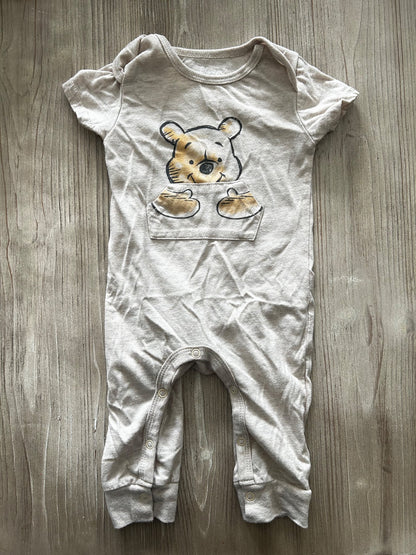 Winnie the Pooh onsie, Kids 9 Month (6-9M)