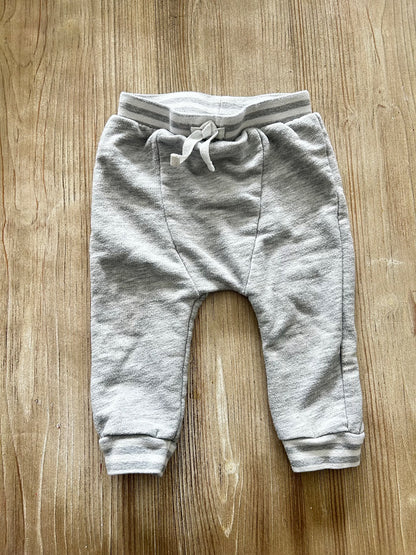 Grey sweatpants, Kids 9 Month (6-9M)