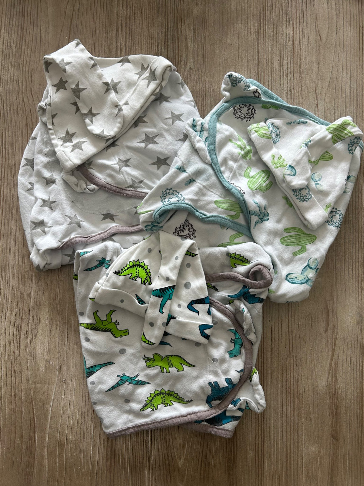 Velcro sleep sacks , 0-3 Months (Newborn)