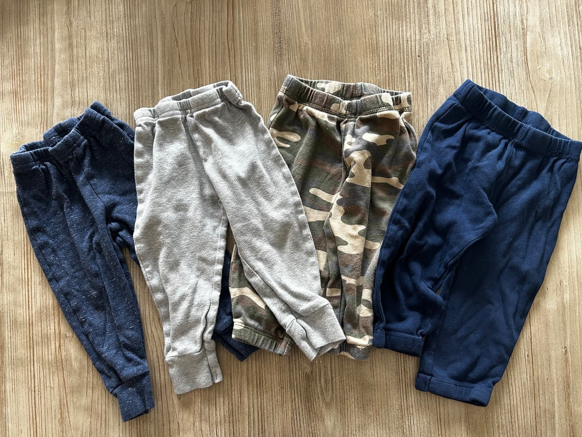 Four pairs of 12m pants, Kids 12 Month (9-12M)