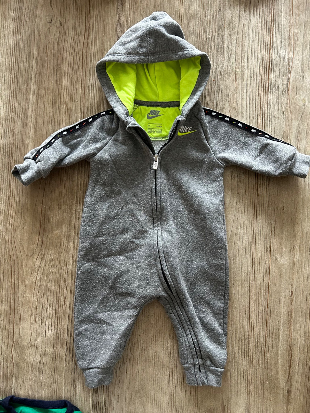 Nike Grey Onsie, Kids 6 Month (3-6M)