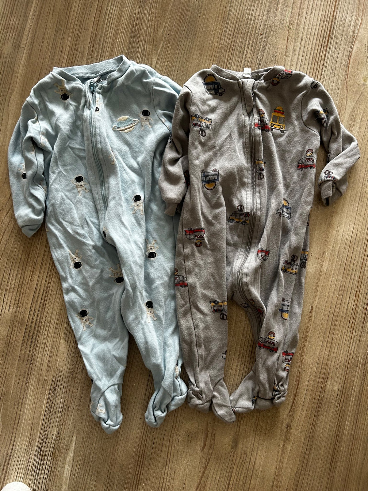 Pekkle Footed Onesies, Kids 6 Month (3-6M)