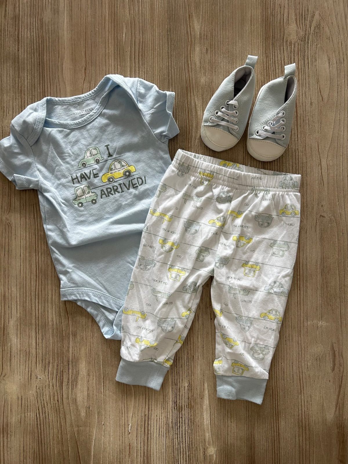 Three piece Set , Kids 6 Month (3-6M)
