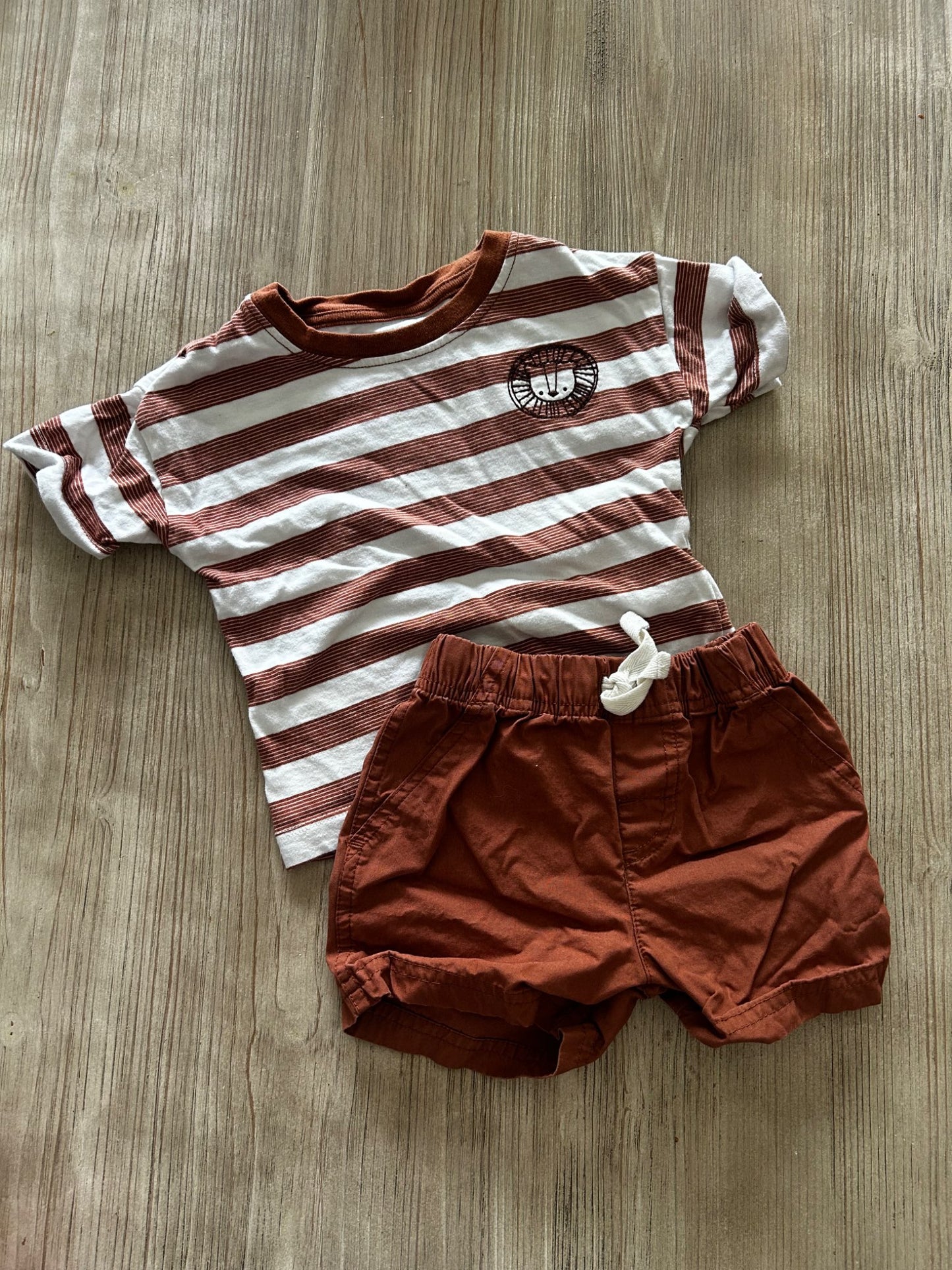 Brown lion outfit , Kids 9 Month (6-9M)