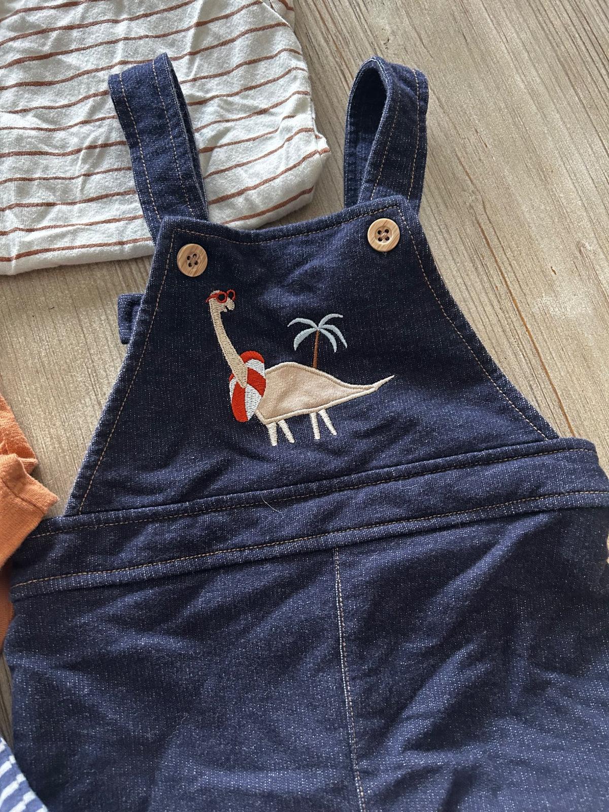 Four piece matching outfits, Kids 9 Month (6-9M)