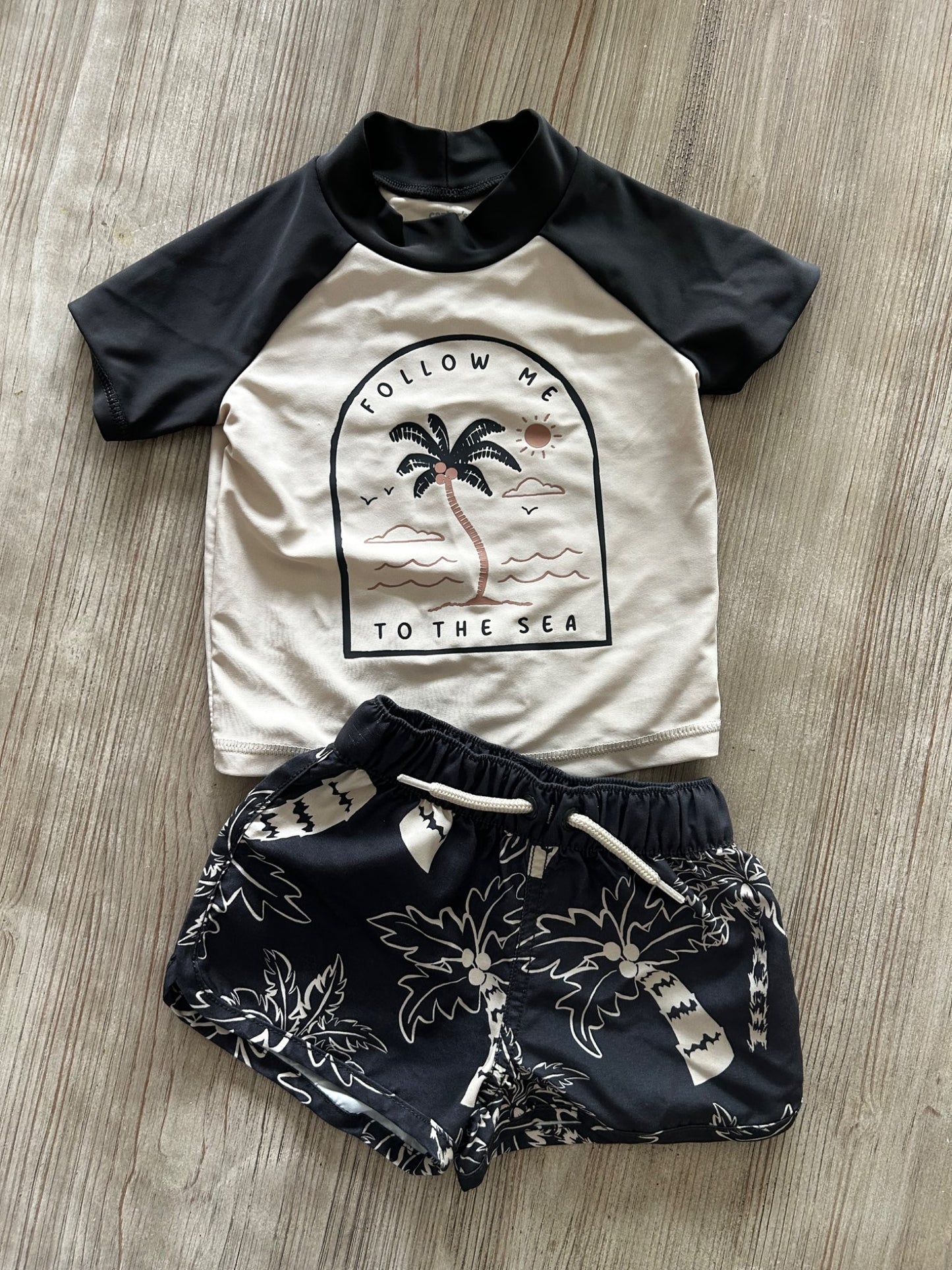 Two piece bathing shit, Kids 9 Month (6-9M)