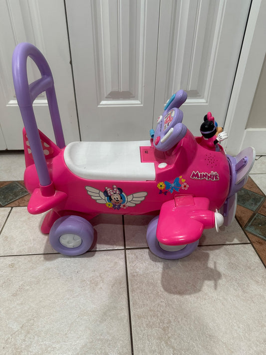Minnie Mouse ride on toy