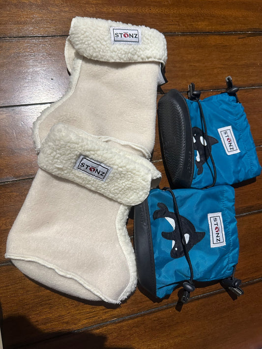Winter boots- Stonz booties w/ inserts , Kids 18 Month (12-18M)