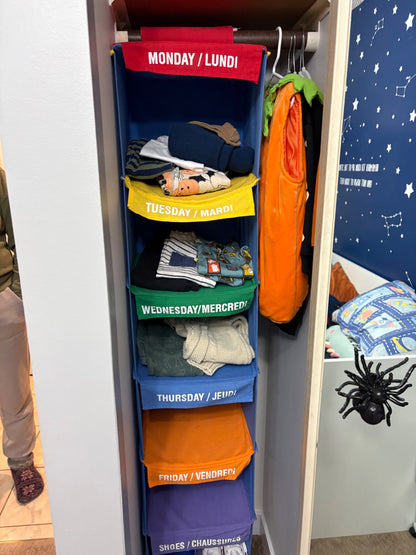 Kids Hanging Weekly Closet Organizer – Bilingual Days of the Week (Monday–Friday + Shoes) EN/FR