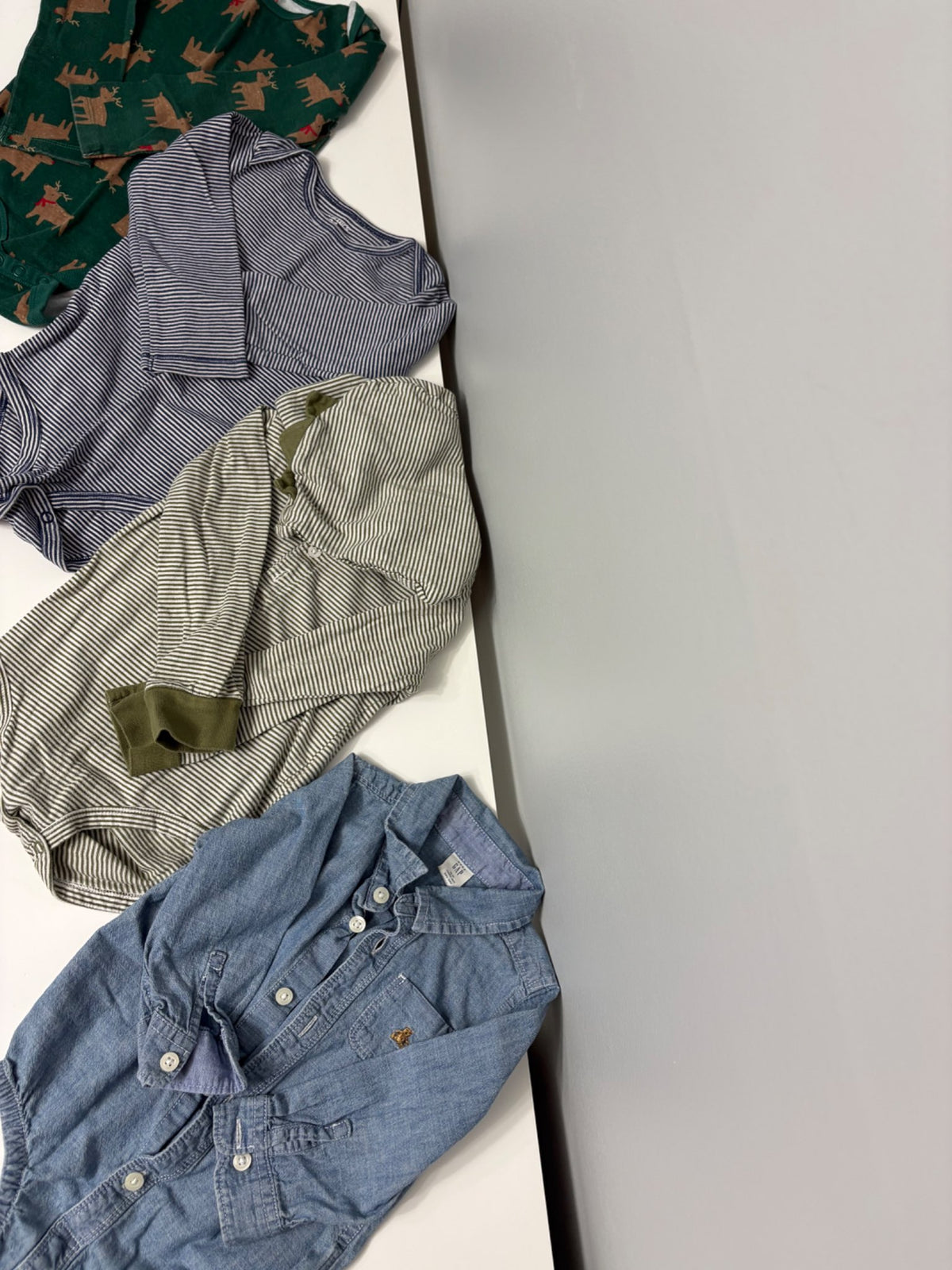 Baby Boy 24M Long-Sleeve Bodysuit Bundle – Baby Gap Denim Romper, Hooded & Striped Onesies (4 Pcs), Kids 24 Month (18-24M)