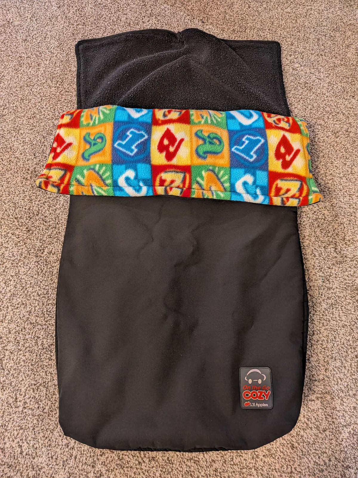 Cozy stroller blanket
