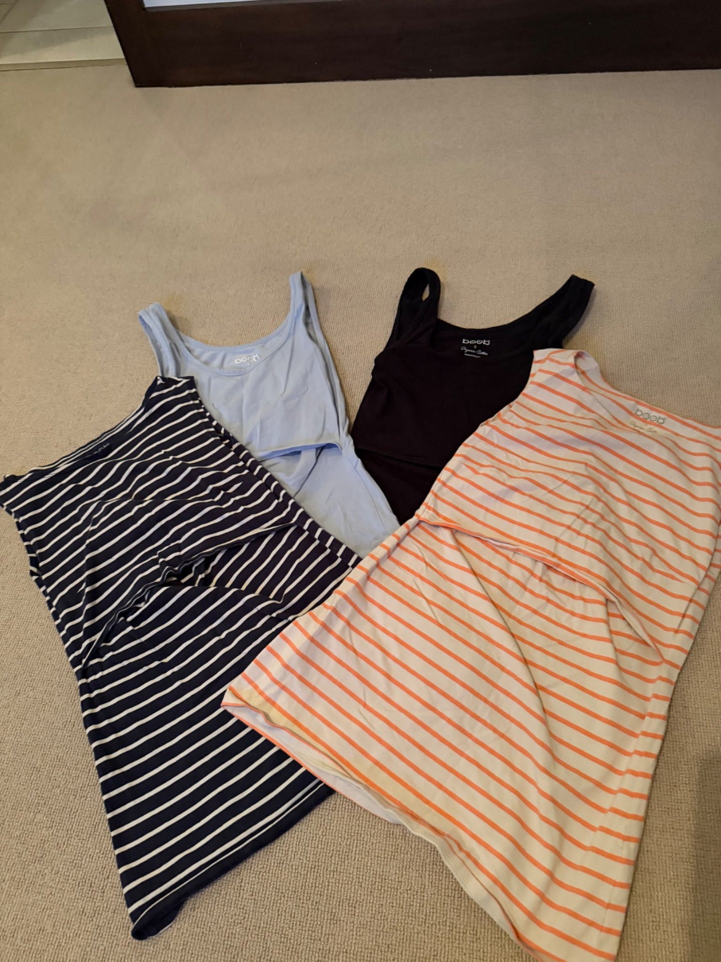 Maternity & nursing shirts - size small, Maternity S (4-6)