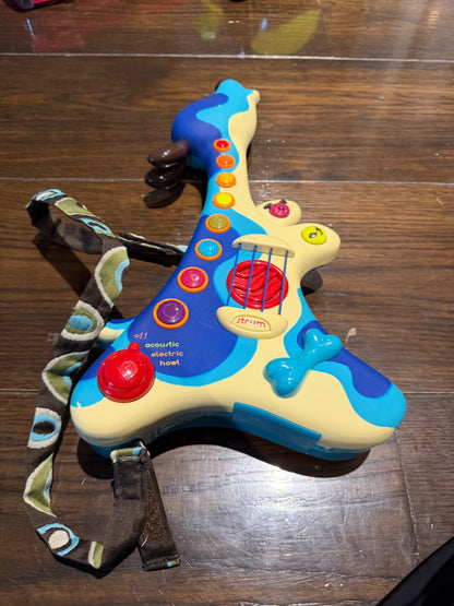 Woofer - interactive dog guitar