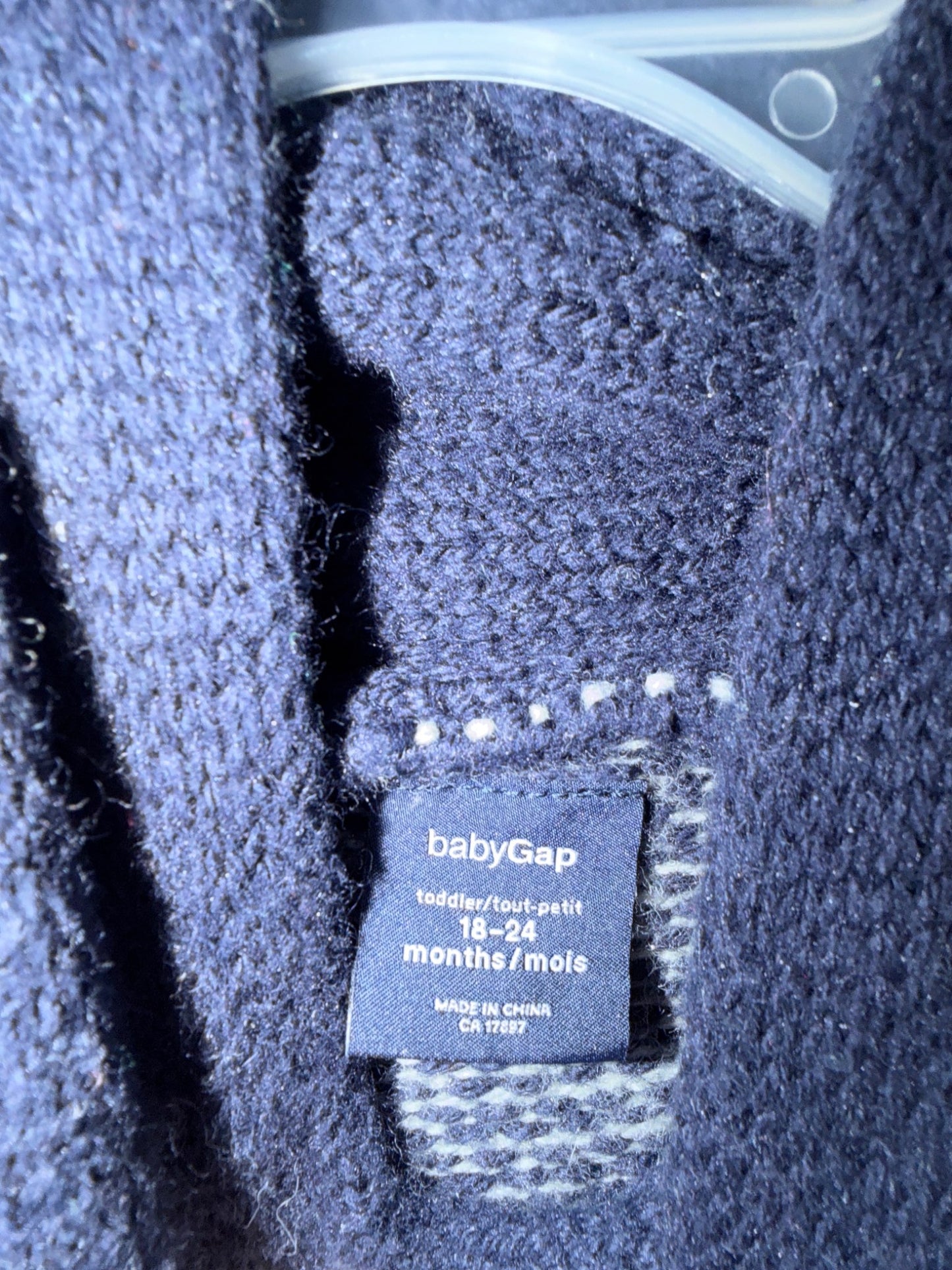 Baby Gap sweater , Kids 24 Month (18-24M)