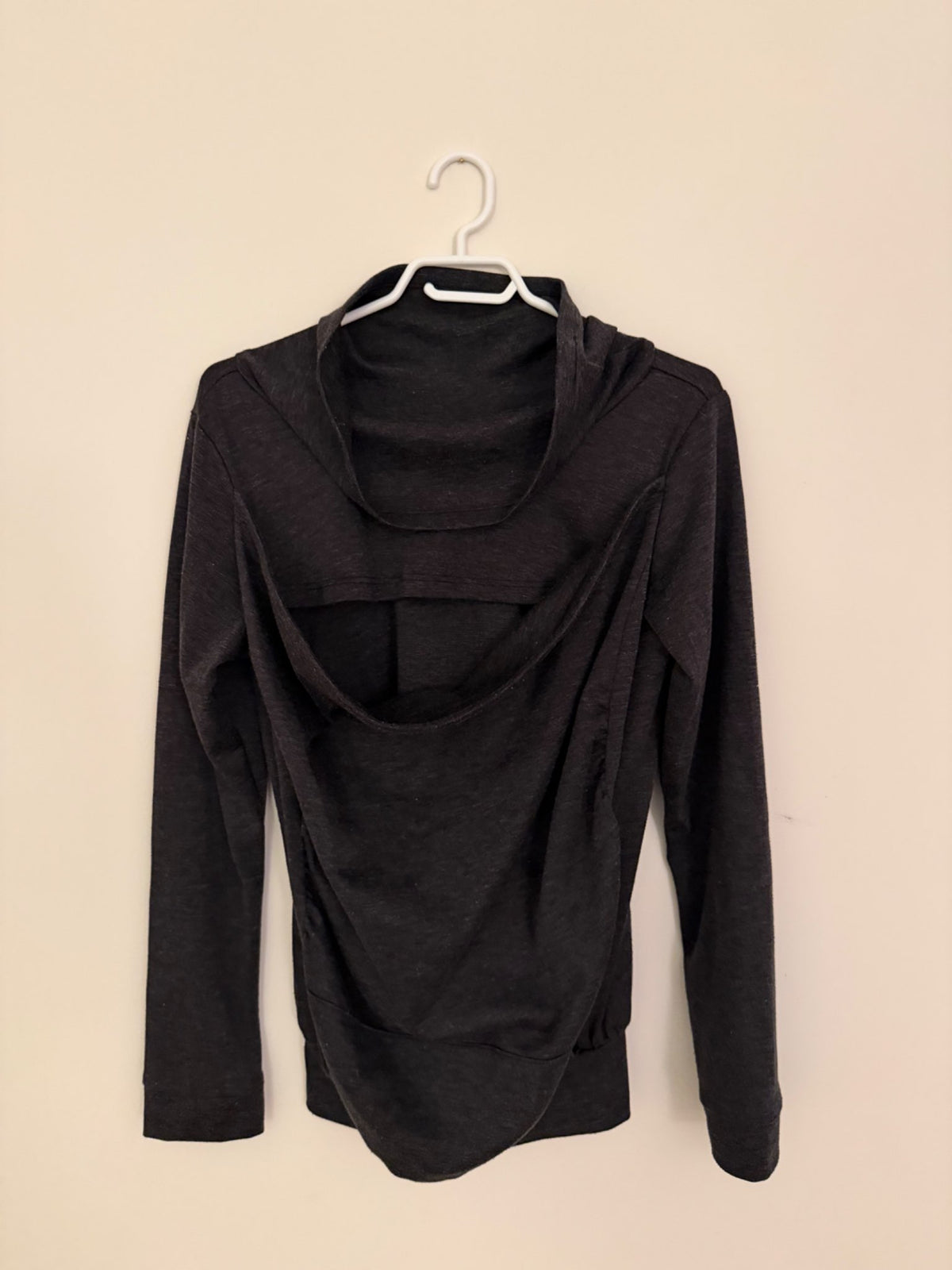 Belly Bedaine Kangaroo baby wearing sweater , Maternity S (4-6)