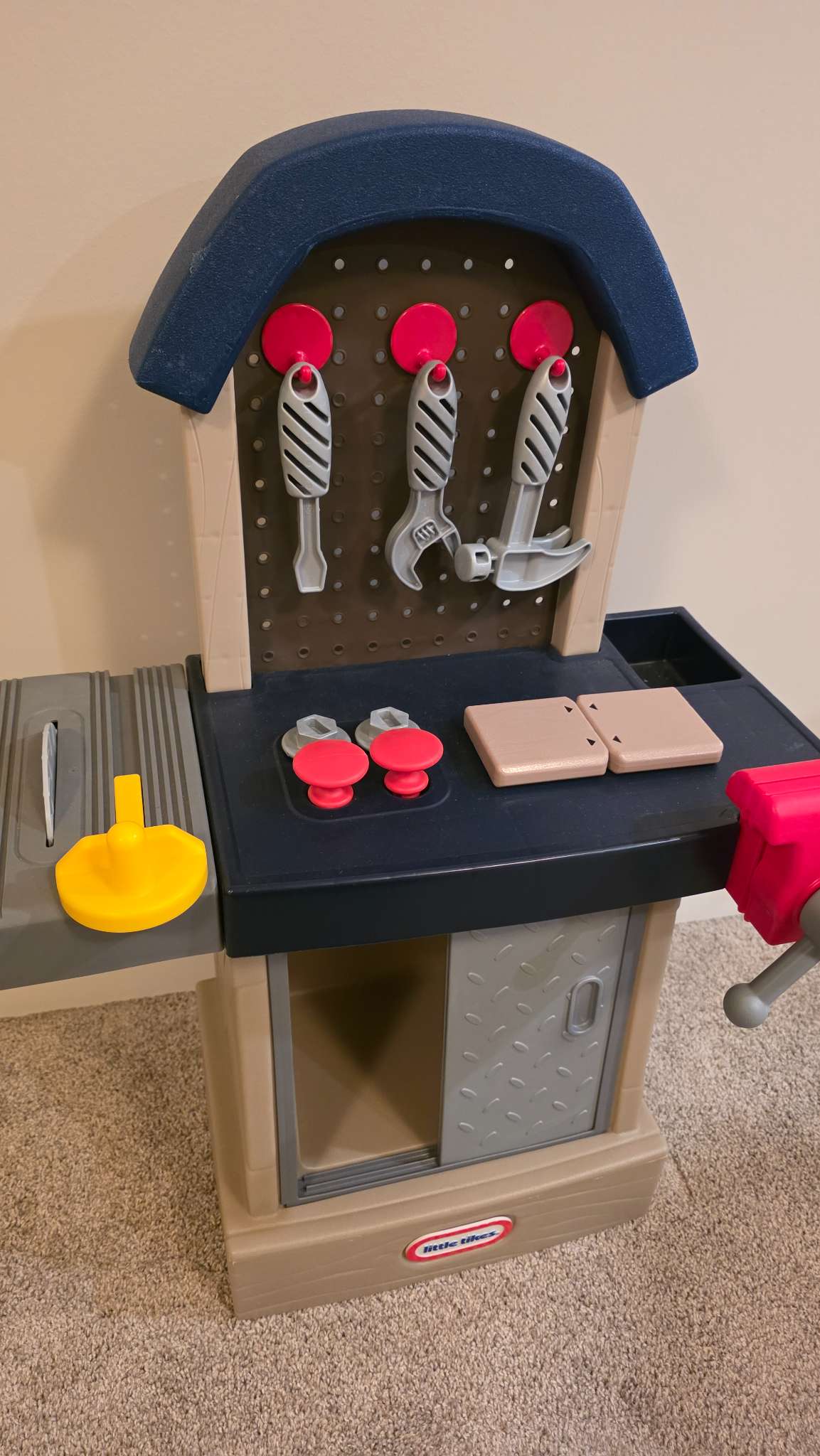 Little Tikes Tikes Tough Workshop + Large Tool Bundle, VGUC