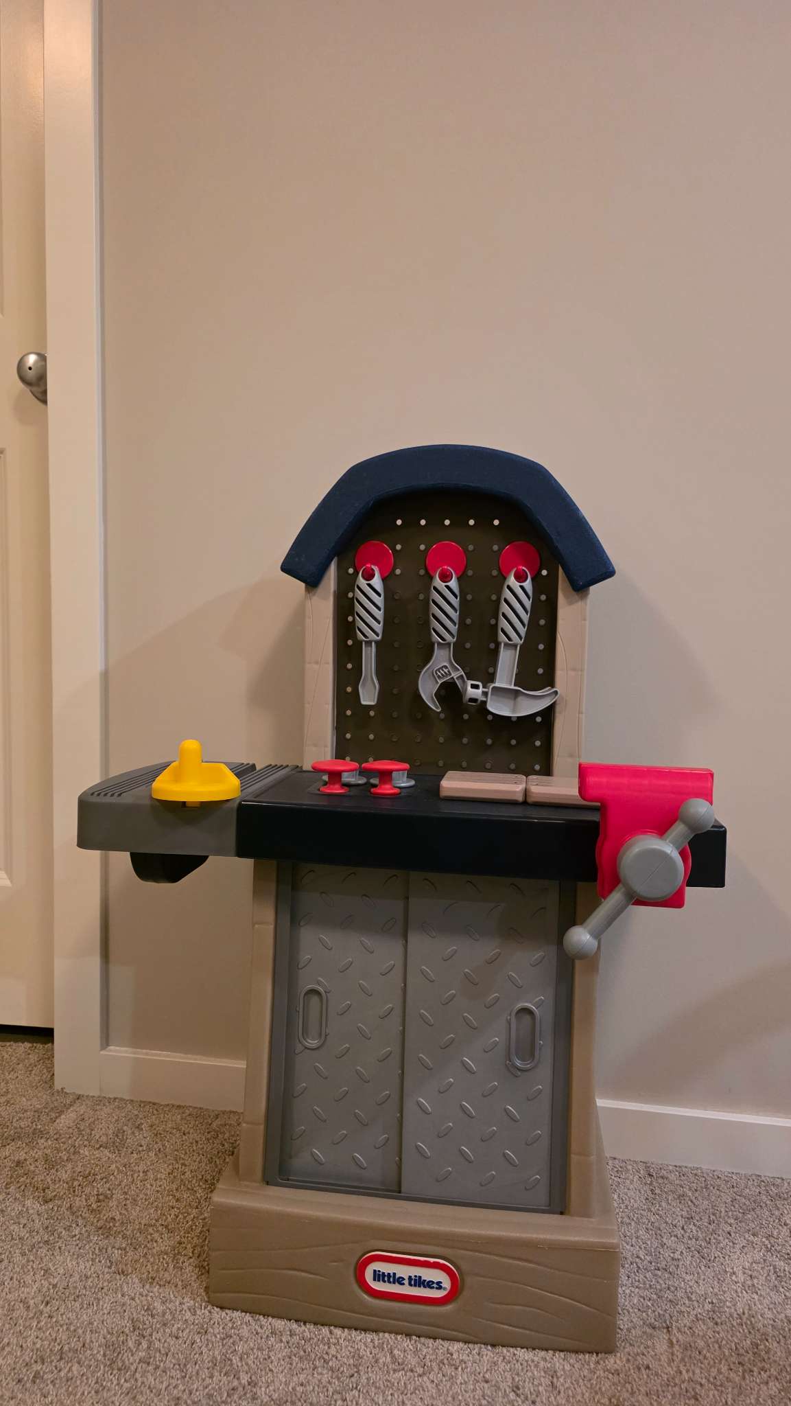Little Tikes Tikes Tough Workshop + Large Tool Bundle, VGUC