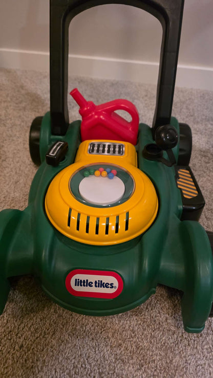 Little Tikes Gas ’n Go Toy Lawn Mower with Gas Can, VGUC