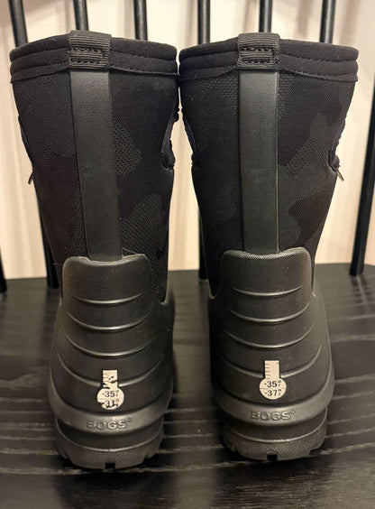 Bogs Little Kid Winter Boots Size 12, Shoes 12 (Toddler:2-4yr)
