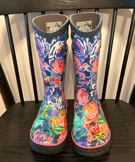 Girls Bogs Rain Boots Size 2, Shoes 2 (Kids:4-8yr)