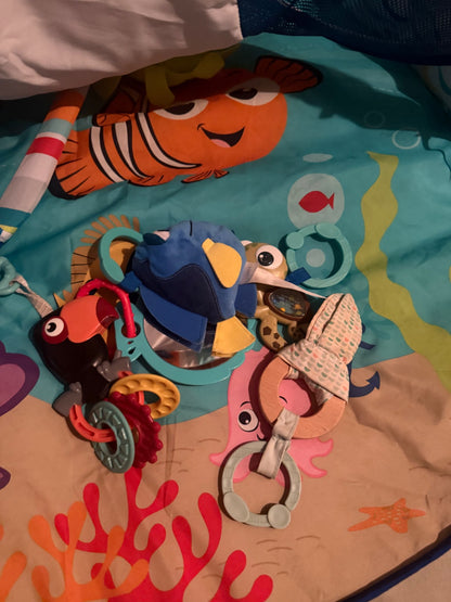 Disney Baby Finding Nemo Mr. Ray Ocean Lights & Music Gym