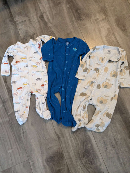 3 pairs of Carter's pj's  - 9mo, Kids 9 Month (6-9M)