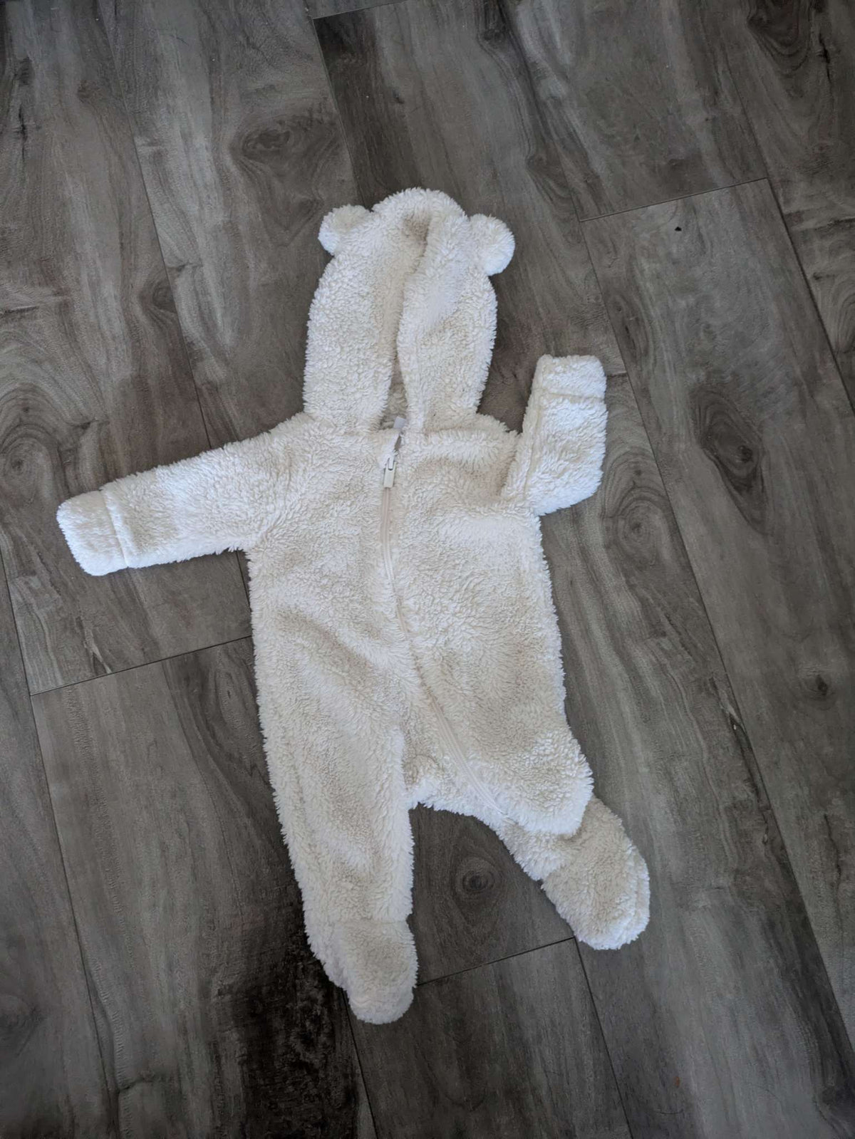 White Bear suit, Kids 3 Month (0-3M)