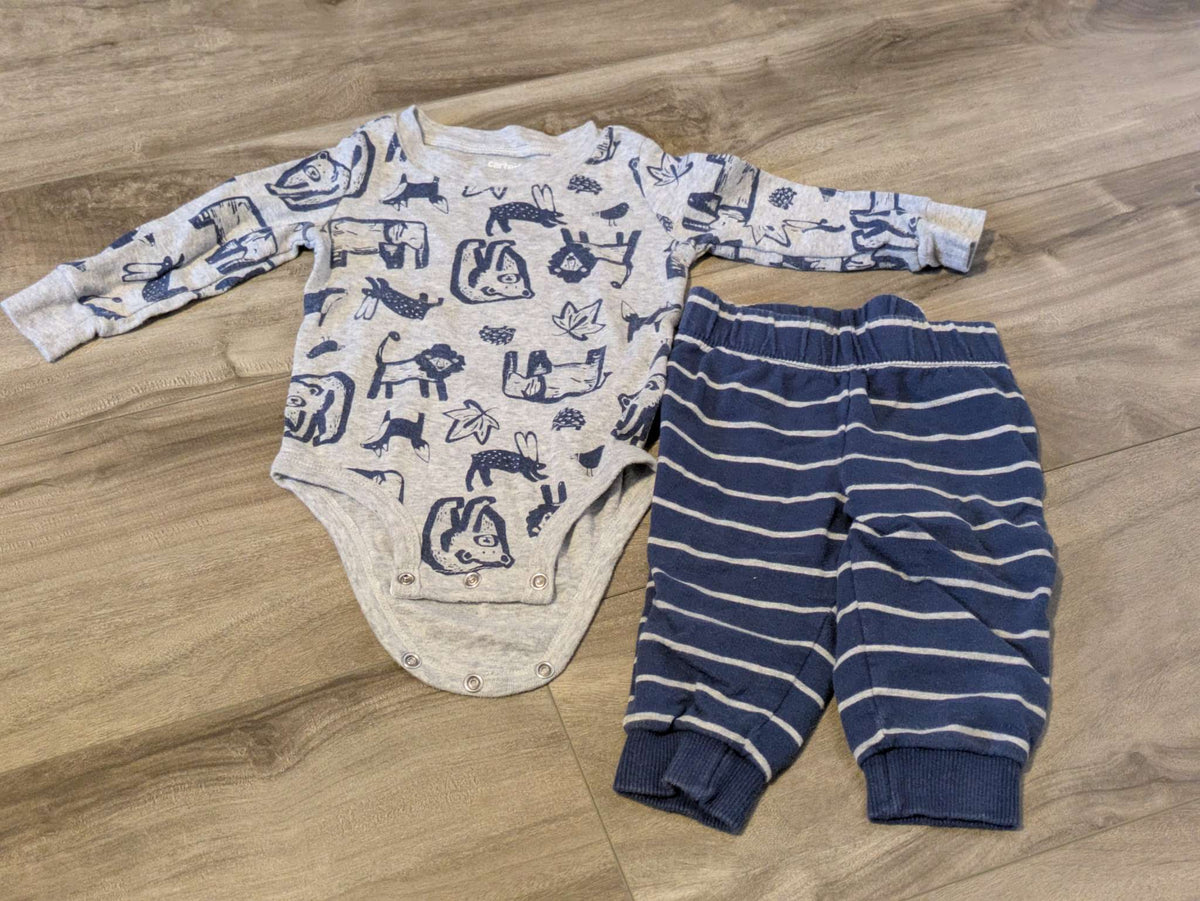 Carter's wildlife outfit, Kids 9 Month (6-9M)