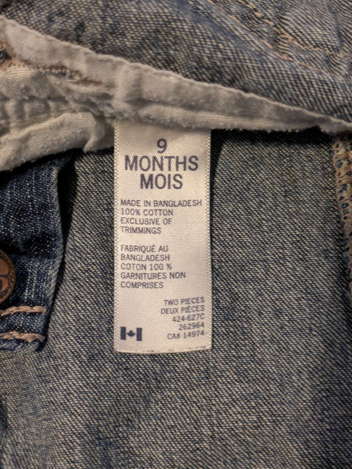 Oshkosh overalls size 9mo, Kids 9 Month (6-9M)