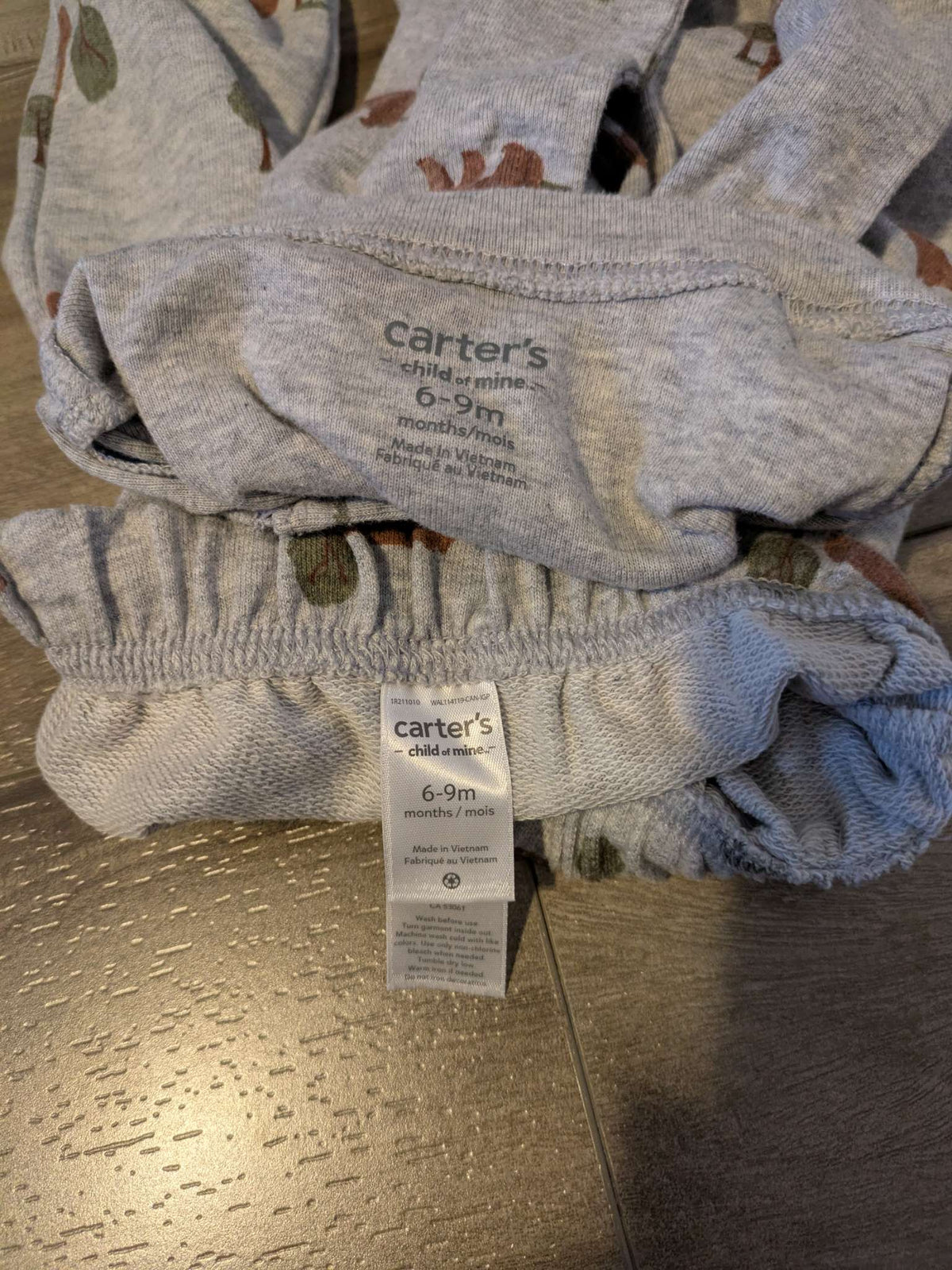 Carter's brown bear outfit, Kids 9 Month (6-9M)