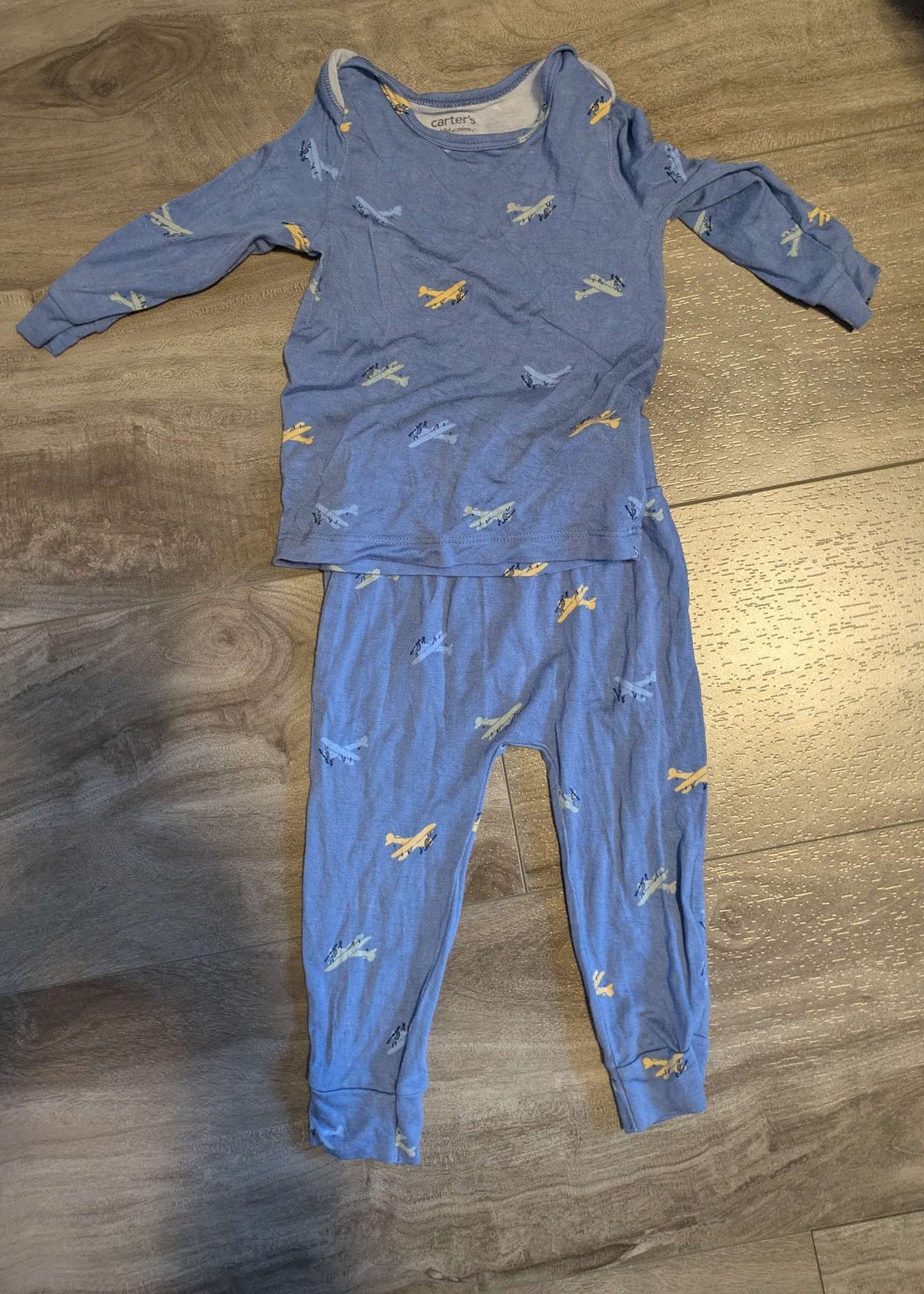 Airplanes outfit - Carter's , Kids 9 Month (6-9M)