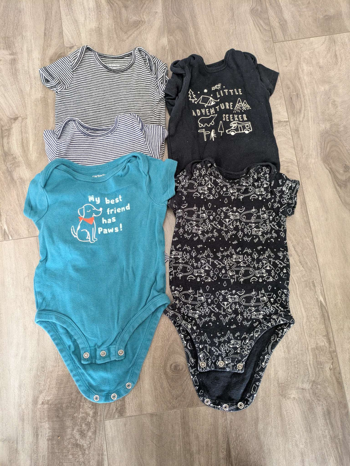 5 Carter's onesies, Kids 6 Month (3-6M)