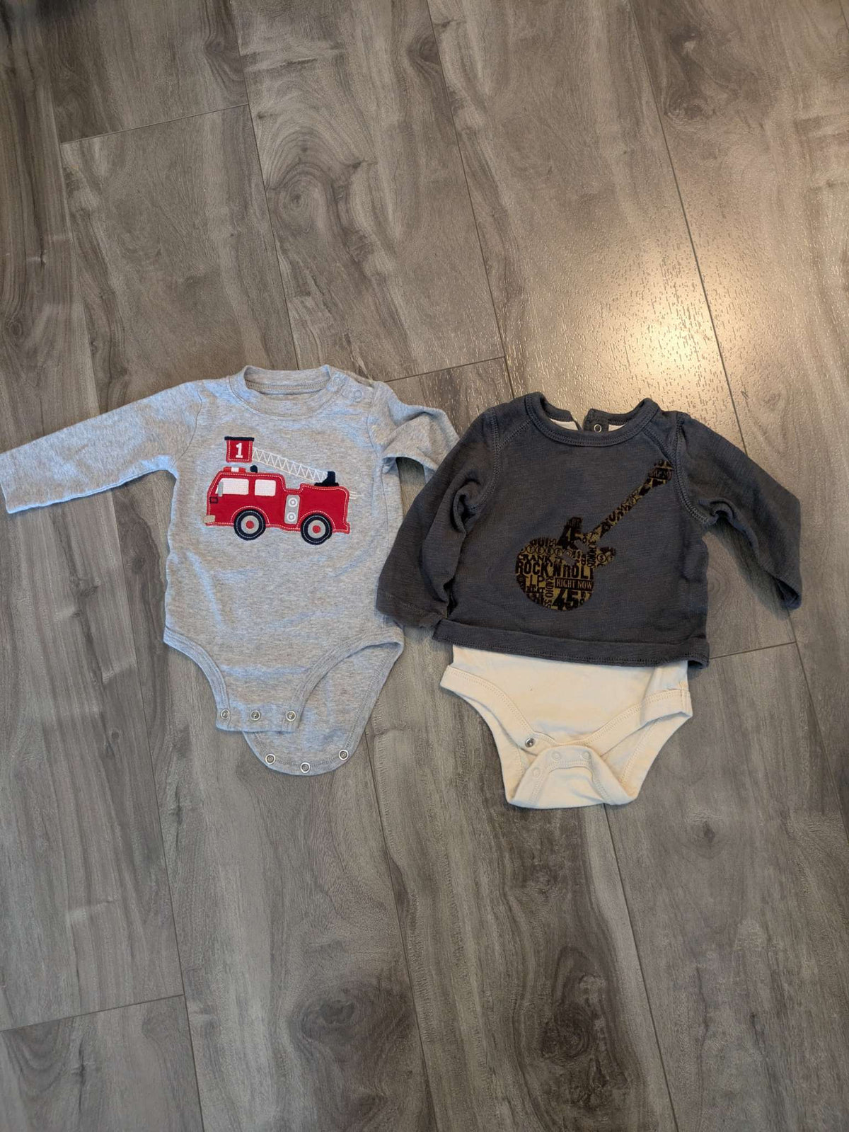 2 boys long sleeve onesies, Kids 6 Month (3-6M)