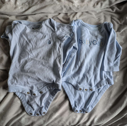 Baby gap onesies , Kids 3 Month (0-3M)