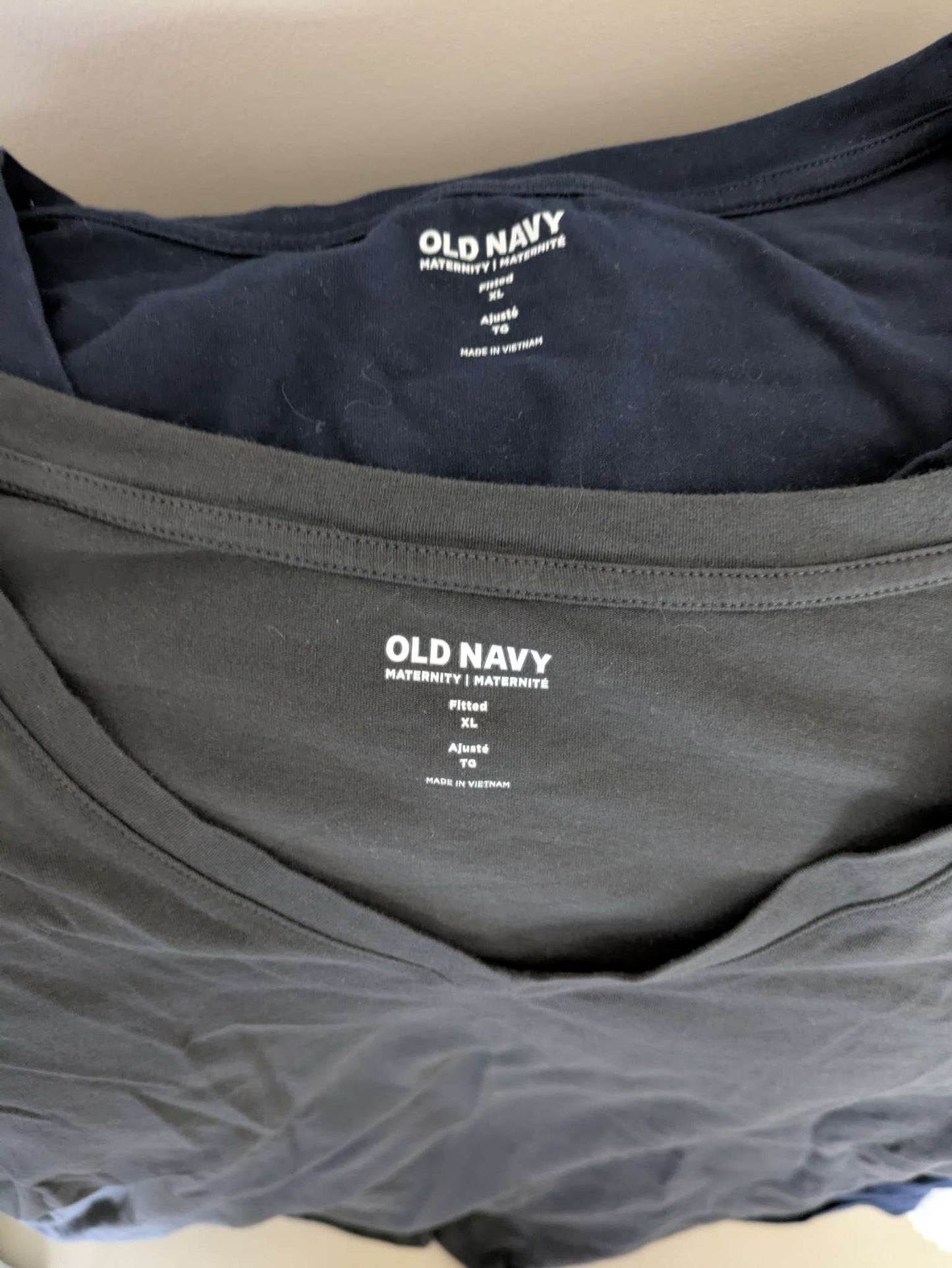 2 fitted maternity t-shirts , Maternity XL (16-18)
