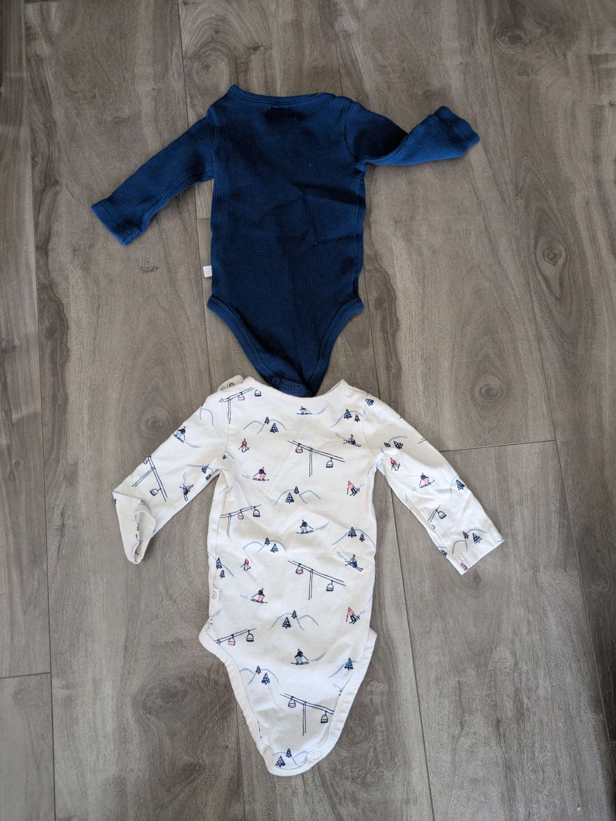Little planet onesies, Kids 6 Month (3-6M)