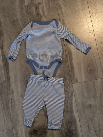 Baby gap outfit , Kids 6 Month (3-6M)