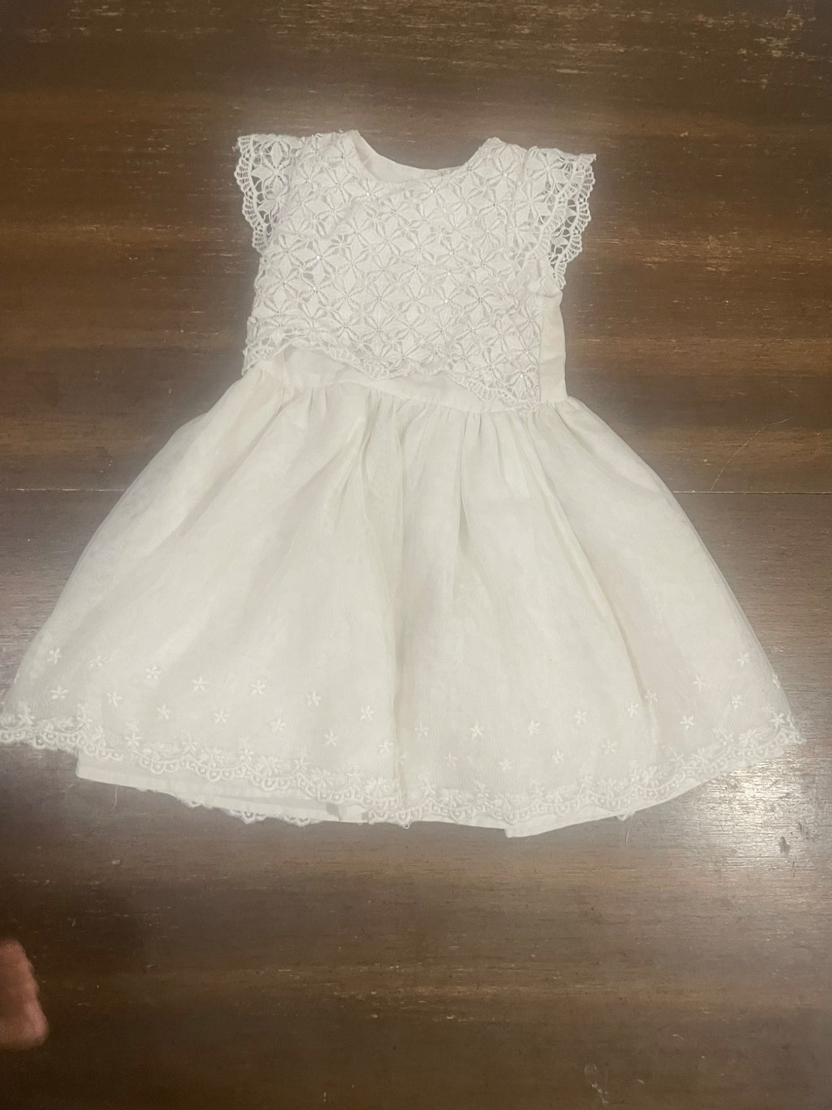 White dress (18-24 months), Kids 24 Month (18-24M)