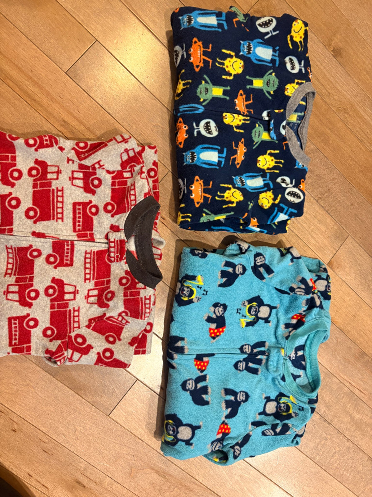 3T Fleece Carter Pjs (no holes, all footed full zipper), Kids 3T