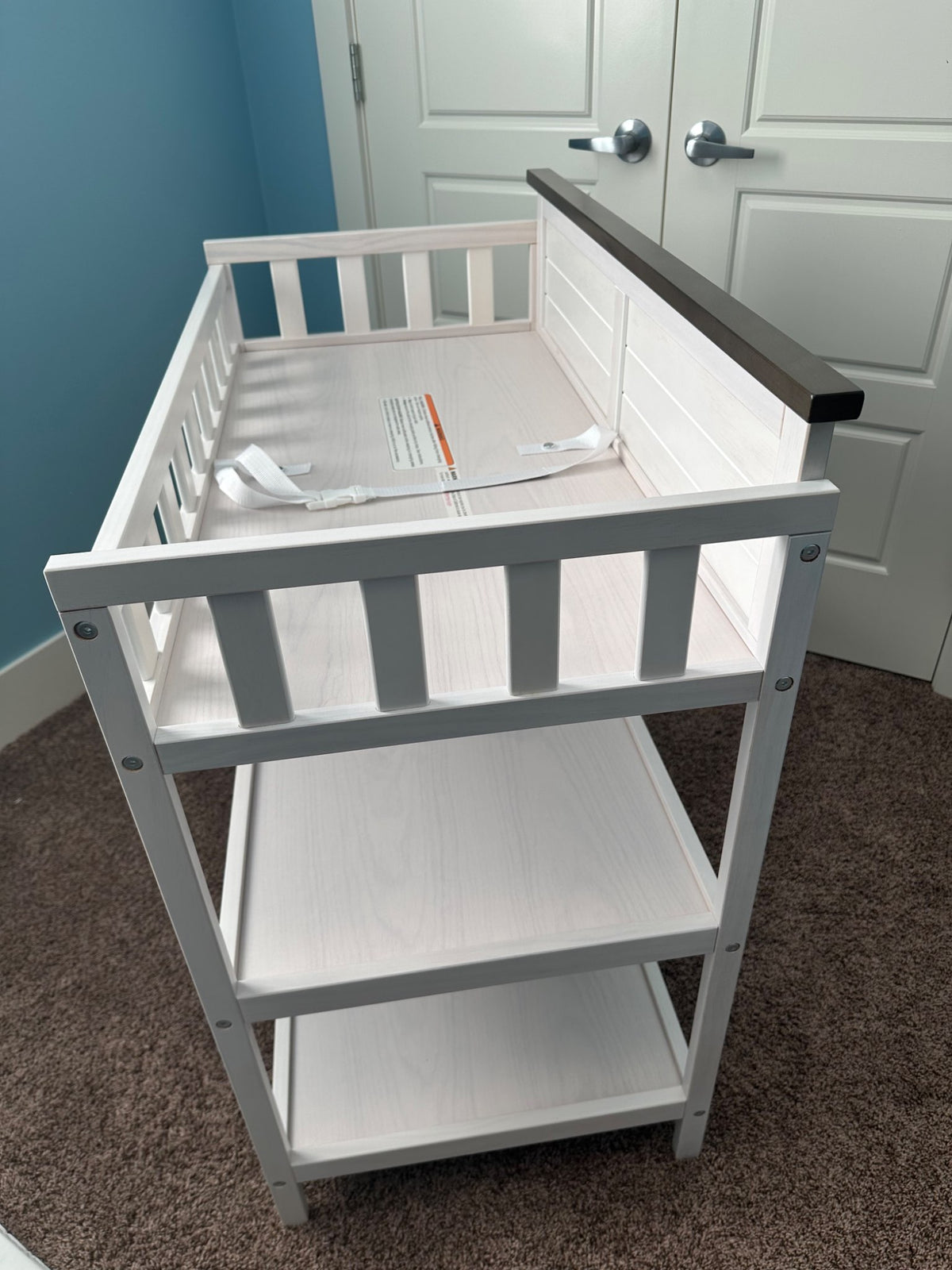 Sorelle Farmhouse Change table