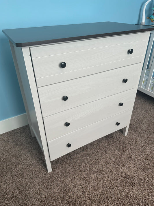 Sorelle Farmhouse Dresser