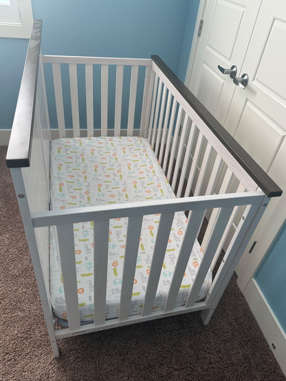 Sorelle Farmhouse Crib