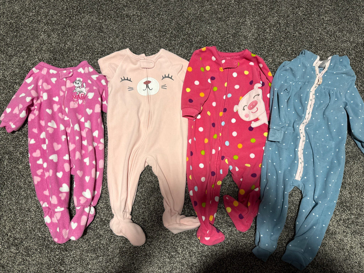 Carter’s Fleece sleepers , Kids 12 Month (9-12M)
