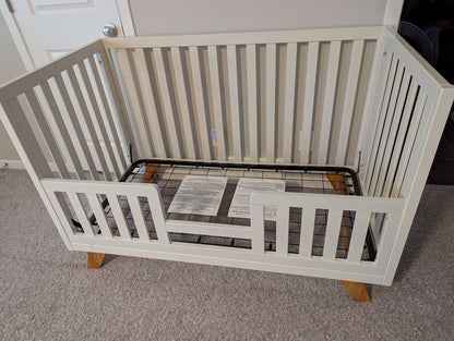 Kidkraft white crib 4 in one