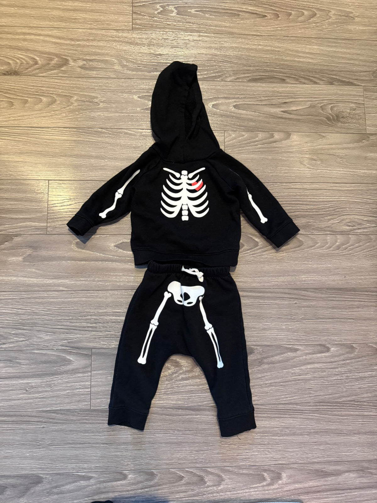 Black Skeleton Sweatsuit (6-12 Months), Kids 12 Month (9-12M)