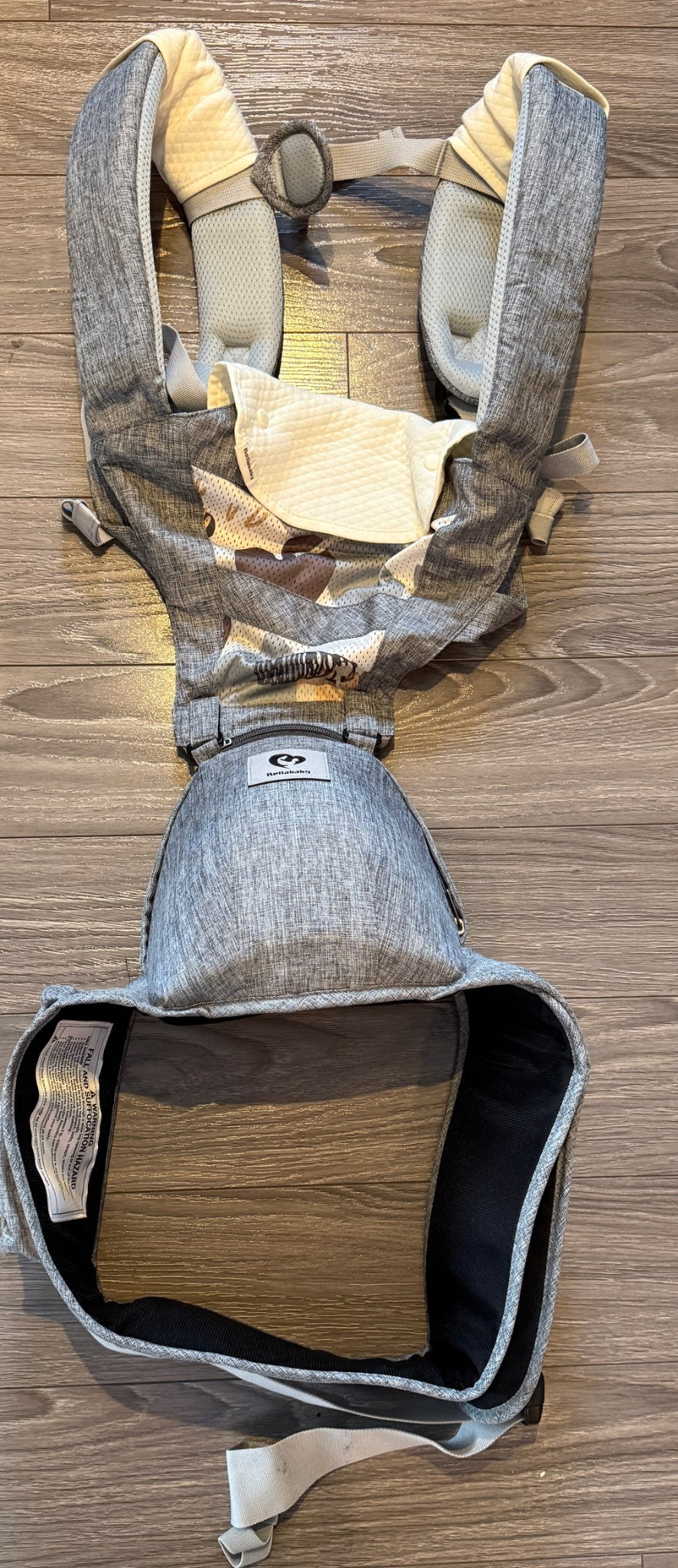 Bellababy Carrier in Excellent Condition