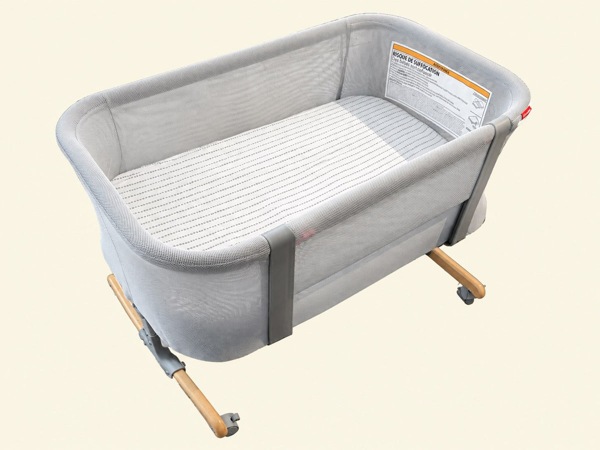 Skip Hop Bedside Sleeper and Bassinet