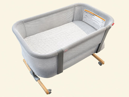 Skip Hop Bedside Sleeper and Bassinet